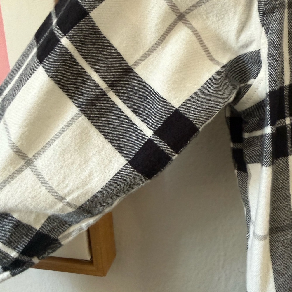American Eagle Women’s Button Down Flannel 100% Cotton - Picture 5 of 8